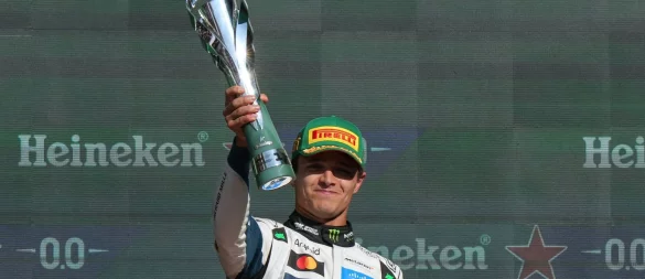 Mit einem Punkt Vorsprung der neue WM-Führende: Lando Norris- - © Fernando Llano/AP/dpa