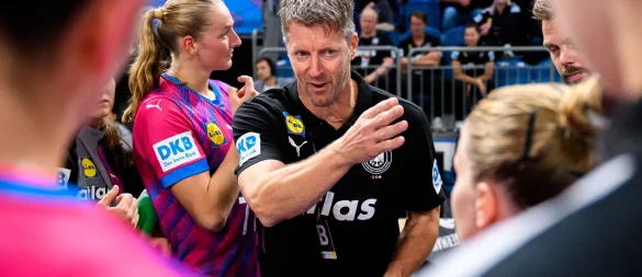 Bundestrainer Markus Gaugisch kann die Heim-WM kaum erwarten. (Archivbild) - © Marco Wolf/dpa