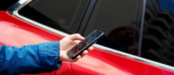 Nach Unfall: Wer auf eigene Faust einen Mietwagen bucht, kann gegen die Schadenminderungspflicht verstoßen. - © Bernd Diekjobst/dpa-tmn