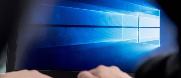 Offizielles Ende des Windows 10-Supports: Ab Oktober gibt es nur noch wichtige Sicherheitsupdates - wenn man sich registriert. - © Robert Günther/dpa-tmn