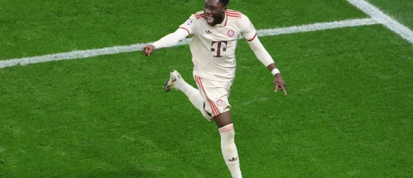 Alphonso Davies will nach seinem Kreuzbandriss bald sein Comeback in der Bundesliga und Champions League geben. (Archivfoto) - © Rolf Vennenbernd/dpa