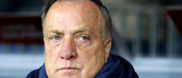 Trainer-Veteran Dick Advocaat verpasst das entscheidende WM-Qualifikationsspiel mit Curaçao. (Archivfoto) - © Sergei Grits/AP/dpa