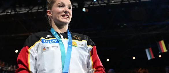 Europameisterin Karina Schönmaier freut sich auf das Sprungfinale. (Archivbild) - © Marijan Murat/dpa