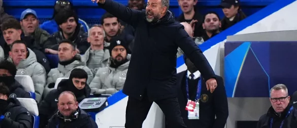 Hansi Flick versicherte nach der Pleite in London, man werde künftig ein verbessertes Barça sehen. - © Bradley Collyer/PA Wire/dpa