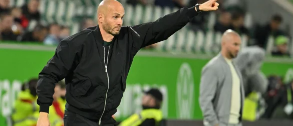 Wolfsburg-Trainer Paul Simonis. - © Swen Pförtner/dpa