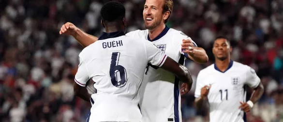 England-Nationalspieler Marc Guehi und Harry Kane: Spielen die beiden bald auch bei den Bayern zusammen? - © Bradley Collyer/PA Wire/dpa