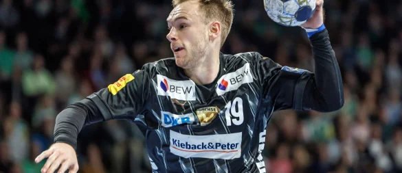 Mathias Gidsel war auch bei Sporting bester Schütze der Füchse (Archivbild) - © Andreas Gora/dpa