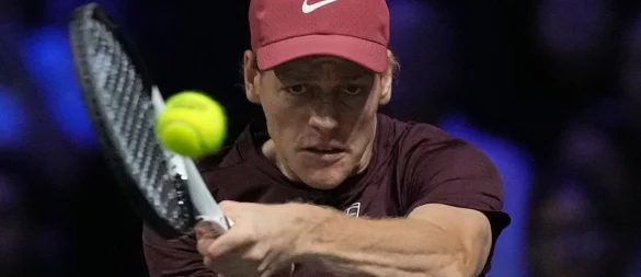 Ist wieder die Nummer 1 der Tennis-Welt: Jannik Sinner. - © Christophe Ena/AP/dpa