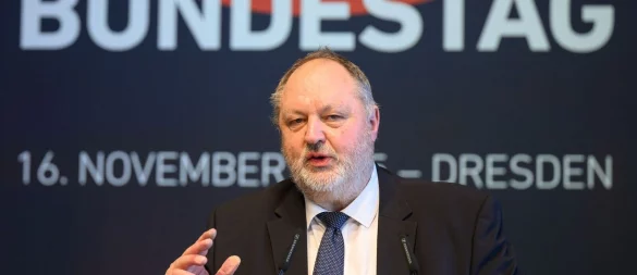 Andreas Michelmann wurde auf dem Bundestag als DHB-Präsident wiedergewählt. - © Robert Michael/dpa