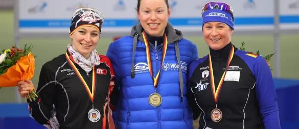 Starker Auftritt in Calgary: Josie Hofmann (M). (Archivbild). - © Karl-Josef Hildenbrand/dpa