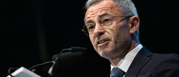 Alfons Hölzl lehnt Russen und Belarussen als neutrale Mannschaften ab. - © Hendrik Schmidt/dpa