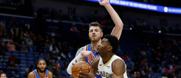 Hartenstein (Mitte) und OKC hatten die Pelicans im Griff. - © Butch Dill/AP/dpa