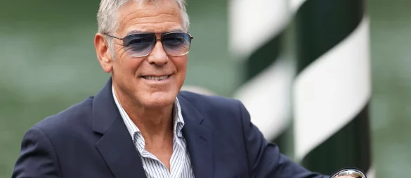 George Clooney will seine Kinder vom Hollywood-Trubel fernhalten. (Archivbild) - © Scott A Garfitt/Invision/AP/dpa