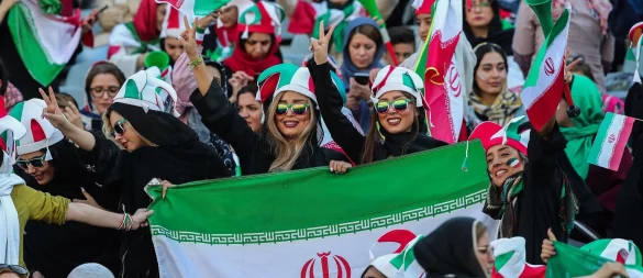 Die USA sollen die Einreise einer Delegation des iranischen Fußballverbands zur WM-Auslosung verweigert haben. (Archivbild) - © Saeid Zareian/dpa