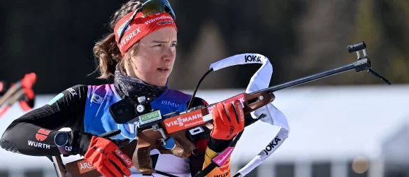 Sophia Schneider muss zunächst im zweitklassigen IBU-Cup antreten. (Archivfoto) - © Martin Schutt/dpa