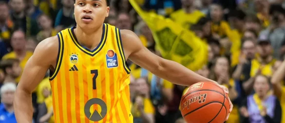 Alba-Youngster Jack Kayil erzielte 18 Punkte gegen Jena. - © Soeren Stache/dpa