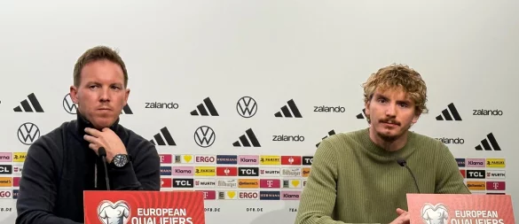 Bundestrainer Nagelsmann (l.) setzt auch auf Nick Woltemade (r.). - © Arne Richter/dpa