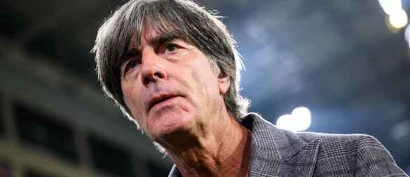 Hat seine eigene Meinung zu den «deutschen Tugenden» im Fußball: Joachim Löw (Archivbild) - © Tom Weller/dpa