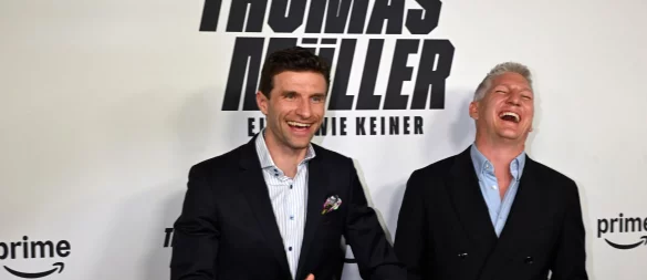 Thomas Müller (links) und Bastian Schweinsteiger spielten lange erfolgreich beim FC Bayern. (Archivfoto) - © Felix Hörhager/dpa