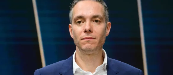 Wolfsburgs Aufsichtsratsboss Sebastian Rudolph denkt an Konsequenzen. - © Julian Stratenschulte/dpa