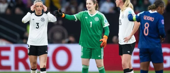 Torhüterin Stina Johannes (grünes Trikot): derzeit Nummer 1 im Nationalteam. - © Marius Becker/dpa
