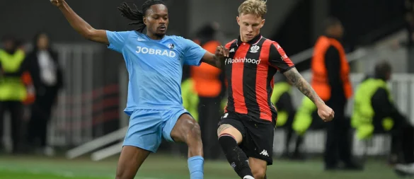 Einer der Bälle im Spiel war nicht richtig aufgepumpt - © Philippe Magoni/AP/dpa