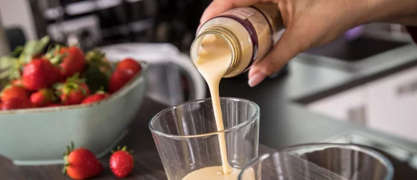 Trinkmahlzeiten versprechen schnelle Sättigung. Doch wie gut funktioniert das? - © Christin Klose/dpa-tmn