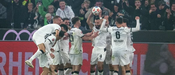 Borussia feiert den ersten Heimsieg der Saison. - © David Inderlied/dpa