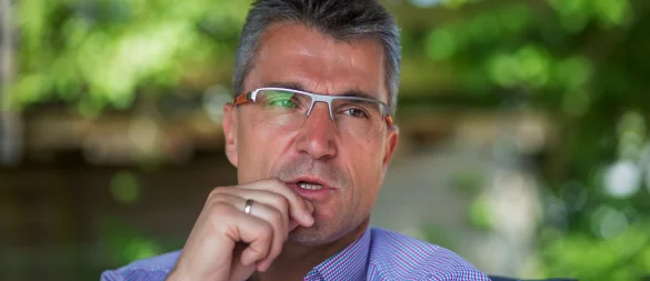 Schiedsrichter-Chef Knut Kircher kann sich eine Pokal-Reform beim Einsatz des Video-Assistenten vorstellen. - © Christoph Schmidt/dpa