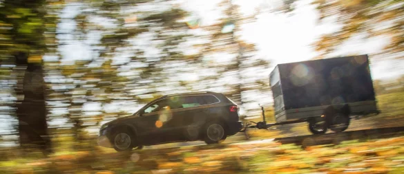 Planung und Preisvergleich lohnen sich. Wann ist der Umzug mit dem eigenen Auto, mit einem Miet-Transporter oder per Umzugsunternehmen sinnvoll? - © Christin Klose/dpa-tmn