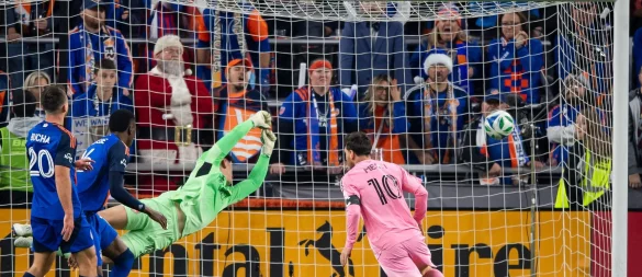 Weltmeister Lionel Messi trifft zur Führung für Inter Miami. - © Tanner Pearson/AP/dpa