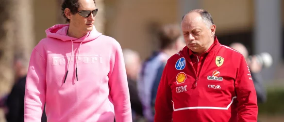 Ferrari-Boss John Elkann gibt ein klares Bekenntnis zu Teamchef Fred Vasseur ab. - © David Davies/PA Wire/dpa