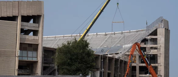 Das Stadion wird seit zweieinhalb Jahren renoviert. (Archivfoto) - © David Zorrakino/EUROPA PRESS/dpa