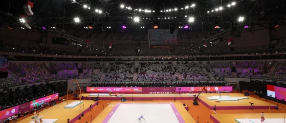 Warme Farben, kalte Luft: die IMS Arena. - © Bai Xuefei/XinHua/dpa