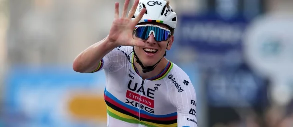 Sein fünfter Triumph bei der Lombardei-Rundfahrt: Tadej Pogacar - © Gian Mattia D\\\'alberto/LaPresse via ZUMA Press/dpa
