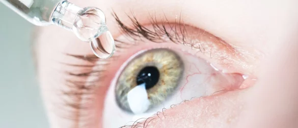 «Künstliche Tränen» können bei trockenen Augen Linderung bringen. - © Franziska Gabbert/dpa-tmn