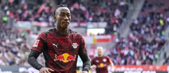 Der 18-jährige Yan Diamonde jubelt nach seinem ersten Bundesliga-Tor. - © Harry Langer/dpa
