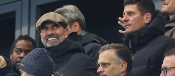 Als Experte auch bei DFB und DFL gefragt: Jürgen Klopp (2.v.l.) - © Jan Woitas/dpa