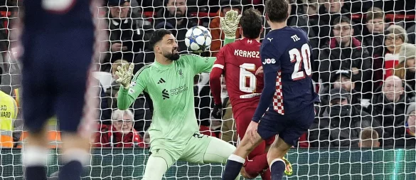 Hier kassiert der FC Liverpool das nächste Gegentor zuhause. - © Peter Byrne/PA Wire/dpa