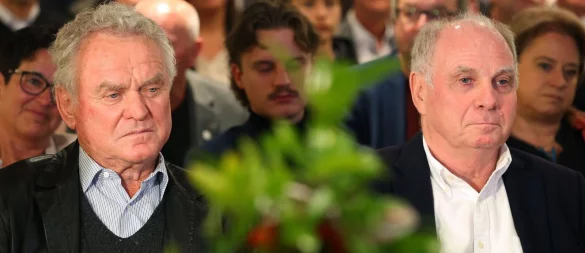 Sepp Maier (l) und Uli Hoeneß können auf eine lange gemeinsame Vergangenheit zurückblicken. - © Karl-Josef Hildenbrand/dpa