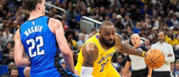 Im Duell mit den ganz Großen wie LeBron James: Franz Wagner. - © John Raoux/AP/dpa