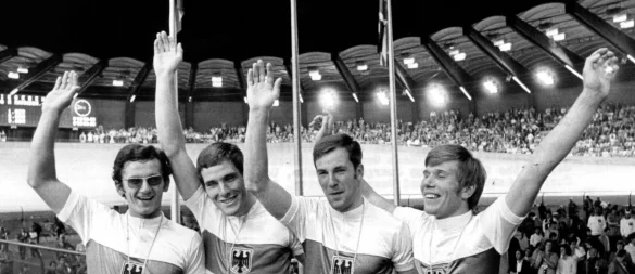 Günter Haritz (r.) ist im Alter von 77 Jahren gestorben. (Archivbild) - © Gleie/dpa