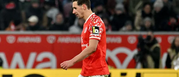 Rot-Sünder Dominik Kohr wurde nun vom DFB bestraft - © Torsten Silz/dpa