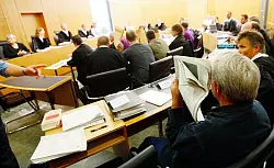 Prozessauftakt: In Darmstadt wird gegen neun M&auml;nner verhandelt - darunter ein Lagenser - die im Internet im gro&szlig;en Stil mit Kinderpornografie gehandelt haben sollen. - &copy; Foto: Reuters