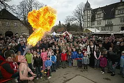 Ritter, Gaukler, Magier - © Dörentrup