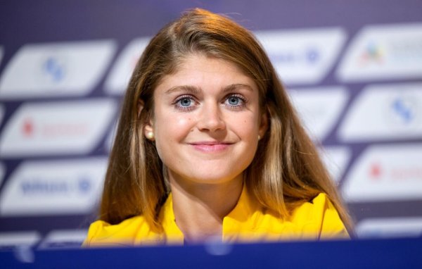 Leichtathletin Konstanze Klosterhalfen will mit dem neuen Trainer an der Geschwindigkeit arbeiten, um in der Weltspitze mithalten zu können. - © Sven Hoppe/dpa