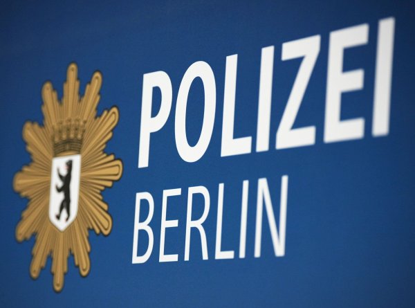 Die Berliner Polizei hat Ermittlungen wegen des Verdachts eines mutmaßlichen Geheimnisverrats aufgenommen. - © Soeren Stache/dpa