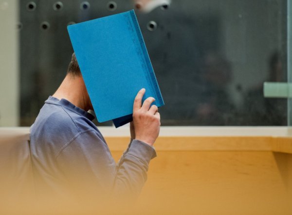 Auch im Fall Jenisa angeklagt: Ibrahim B. wurde dafür verurteilt, den fünfjährigen Dano aus Herford getötet zu haben. - © dpa