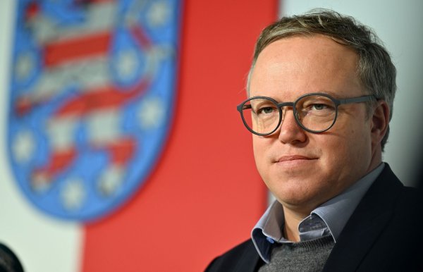 Mario Voigt (CDU) will Ministerpräsident des Freistaats Thüringen werden. - © Martin Schutt/dpa