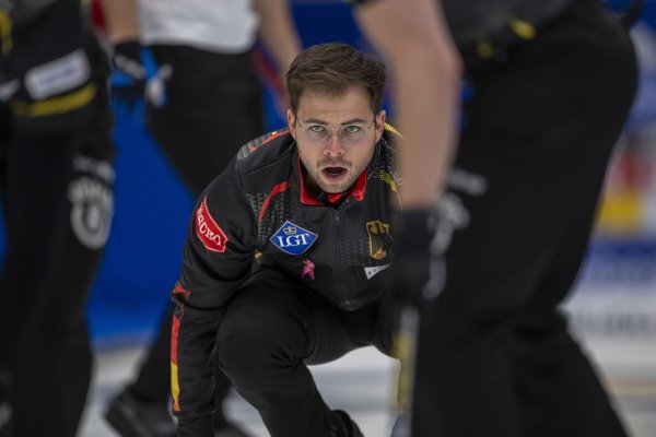 Die deutschen Curling-Männer um Skip Marc Muskatewitz sind Europameister. - © Christian Beutler/KEYSTONE/dpa